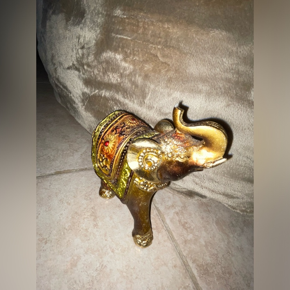 Elephant Decor